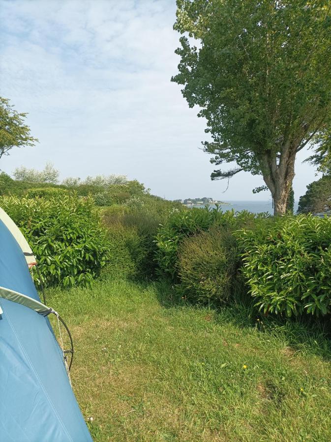 Les Hortensias grande tente familiale deux chambres et séjour vue mer sur camping nature Plestin-les-Grèves Esterno foto